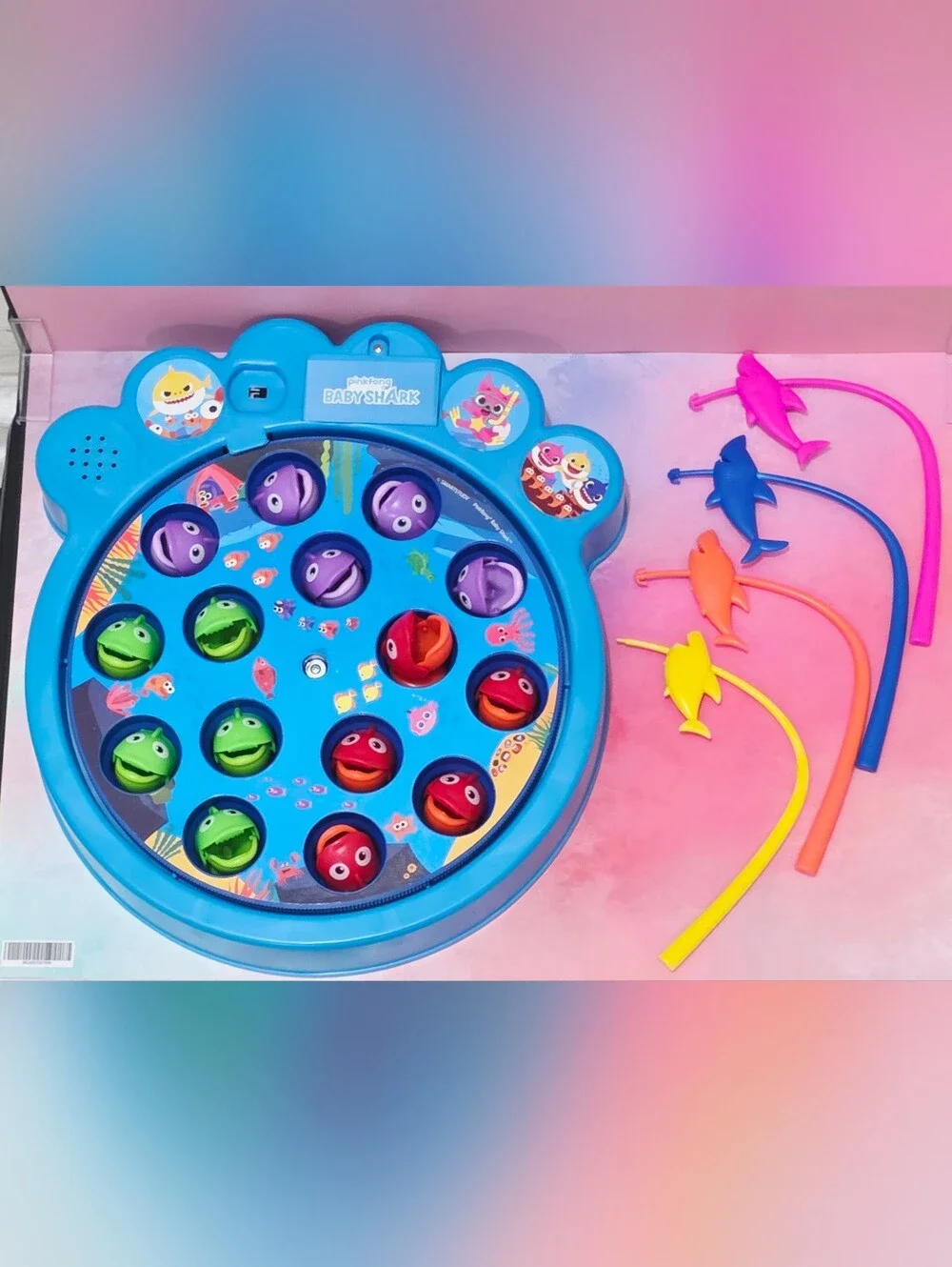 Pinkfong Baby Shark Let's Go Hunt Fishing Game - Plays the Baby Shark Song